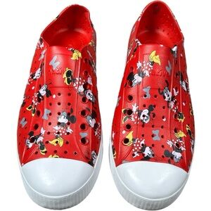 Native x Disney Minnie Mouse Waterproof Slip On Sneaker Shoes Size M9 W11